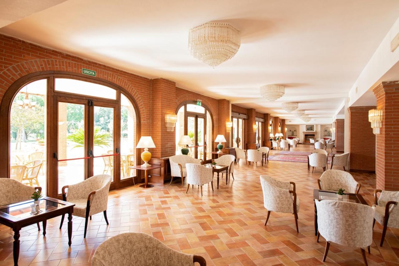 Fattoria La Principina Hotel & Congress Principina Terra Exteriör bild