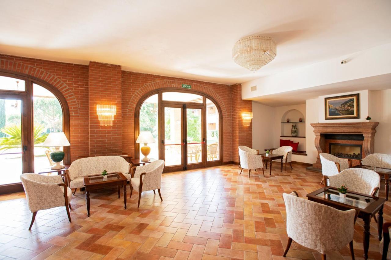 Fattoria La Principina Hotel & Congress Principina Terra Exteriör bild