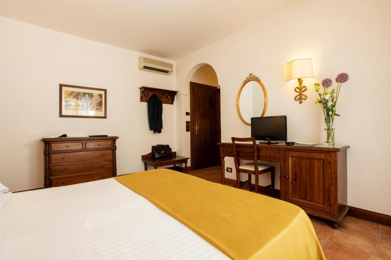 Fattoria La Principina Hotel & Congress Principina Terra Exteriör bild